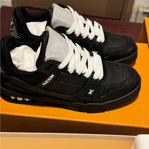 Louis Vuitton Black and White Men's Sneakers